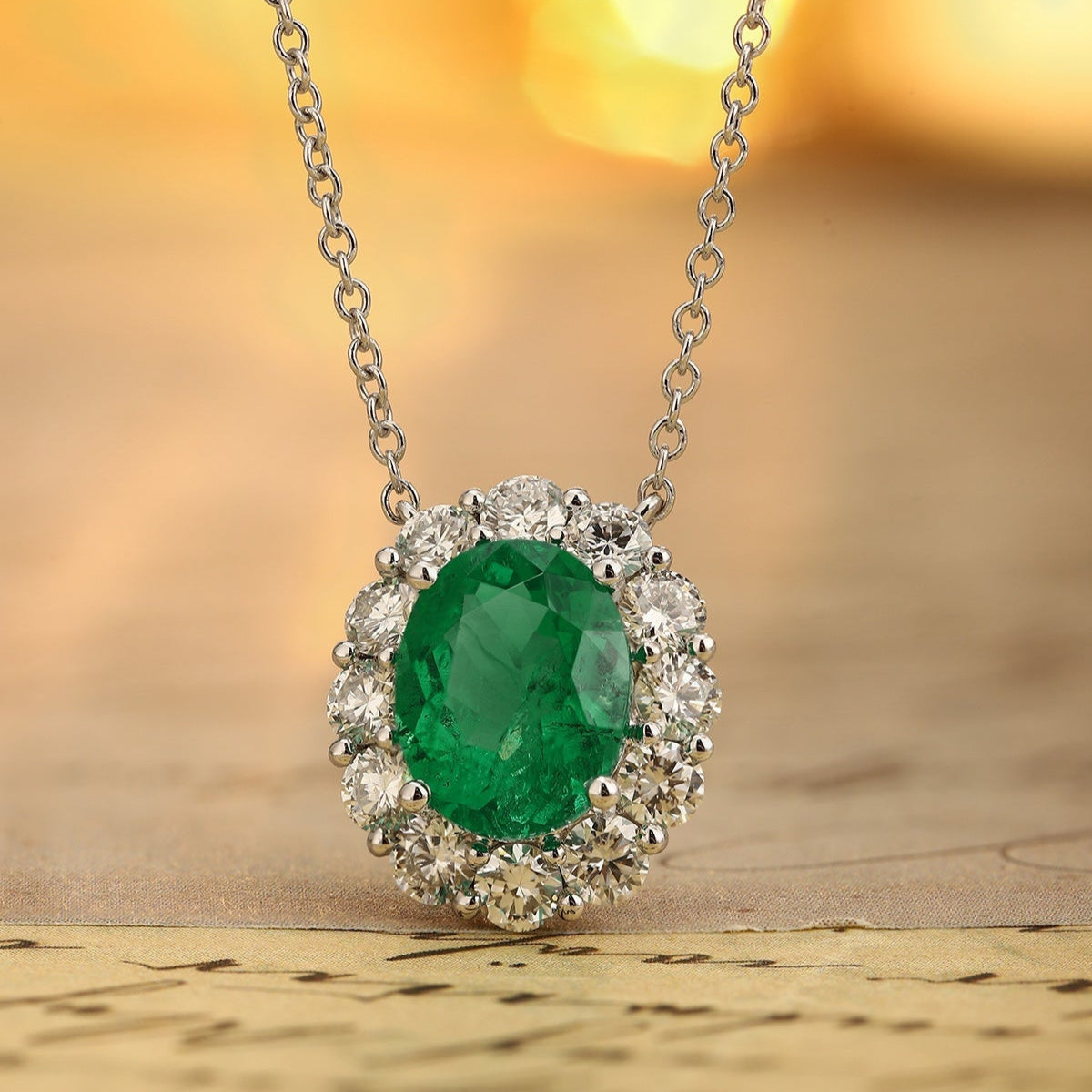 PT950 1.86ct Oval Shape Lab Grown Emerald Necklace