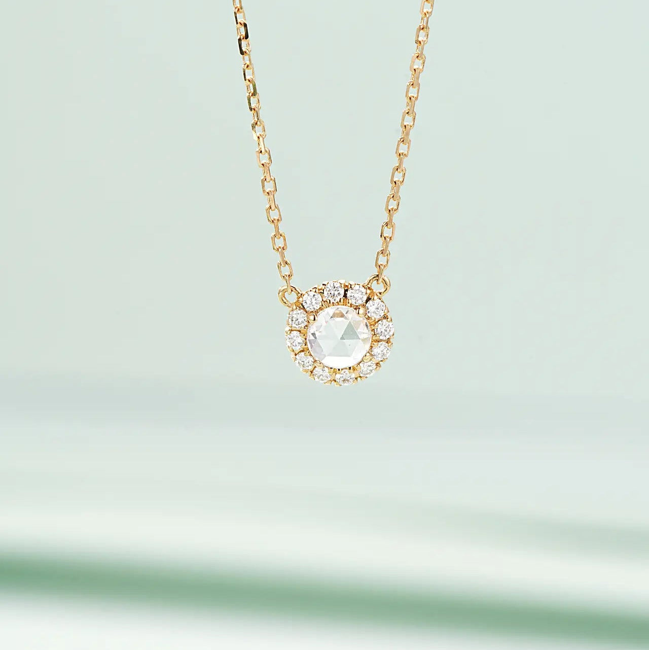 14K Gold Retro Rose Cut Round Chain Pendant