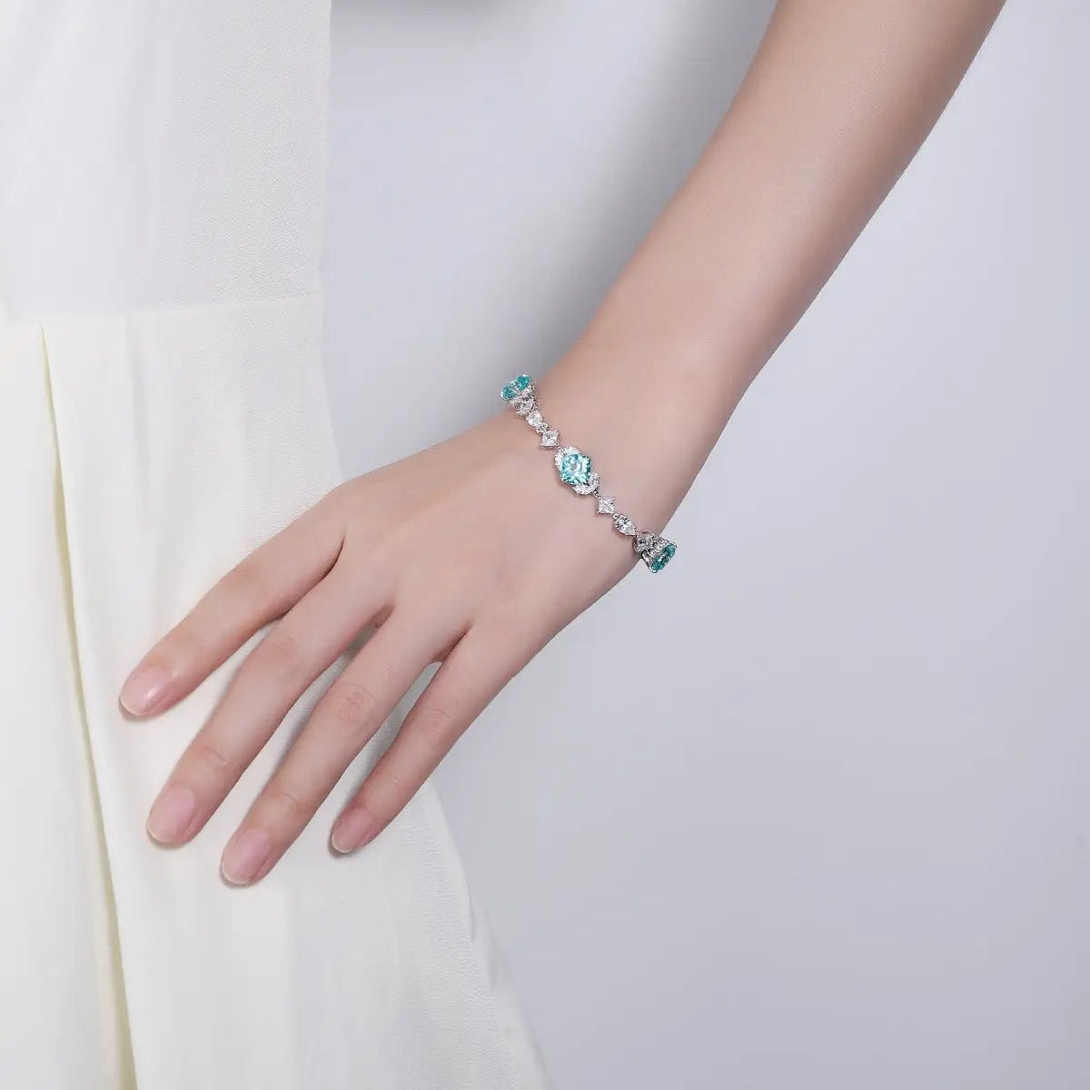 S925 Silver 15.87ct Lab Grown Paraiba Bracelet W JL124Y