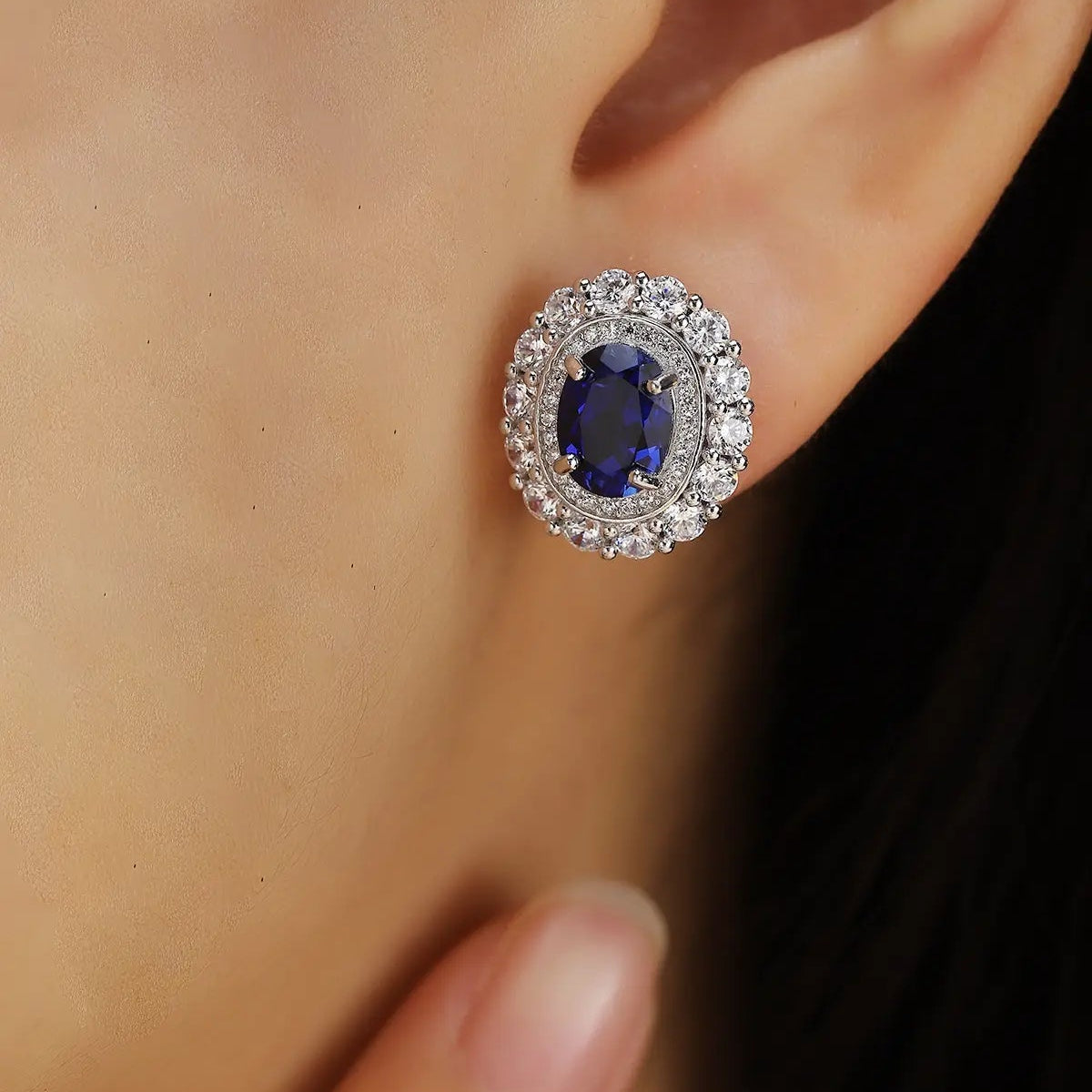 PT950 Lab Grown Diamond & Lab Grown Sapphire 3ct Oval Shape Earring