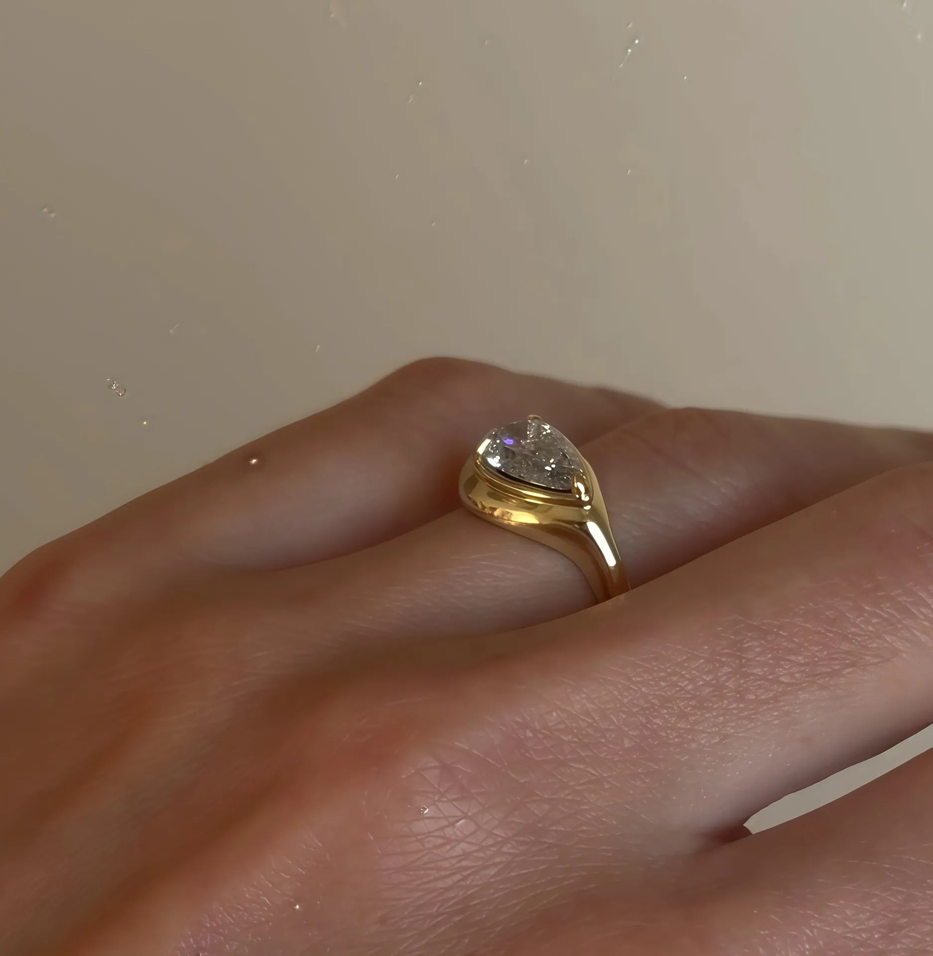 Bestseller 1~2CT Bezel Set Moissanite Wedding Ring, 18K Gold Plated S925 Silver