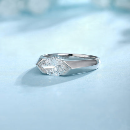 PT950 Platinum 1.00ct Marquise Cut Lab Grown Diamond Ring PTJ120