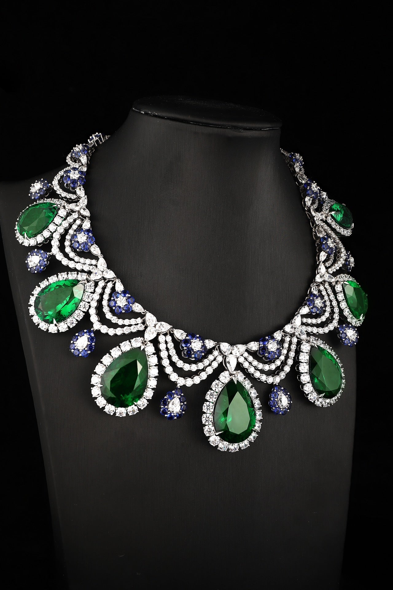 S925 Silver 192.42ct Droplet Shaped Lab Grown Emerald Necklace JSEGN625Y