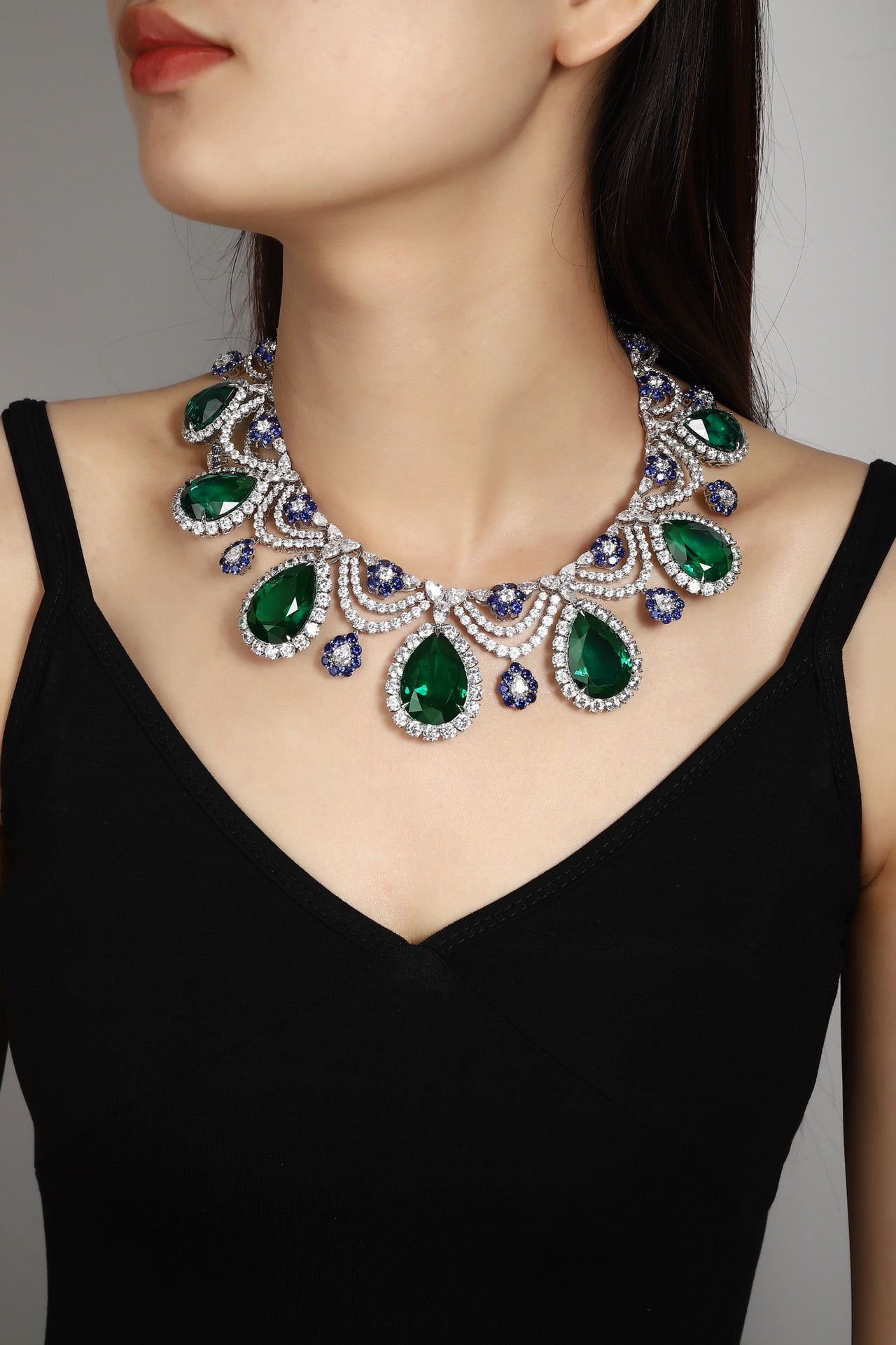 S925 Silver 192.42ct Droplet Shaped Lab Grown Emerald Necklace JSEGN625Y