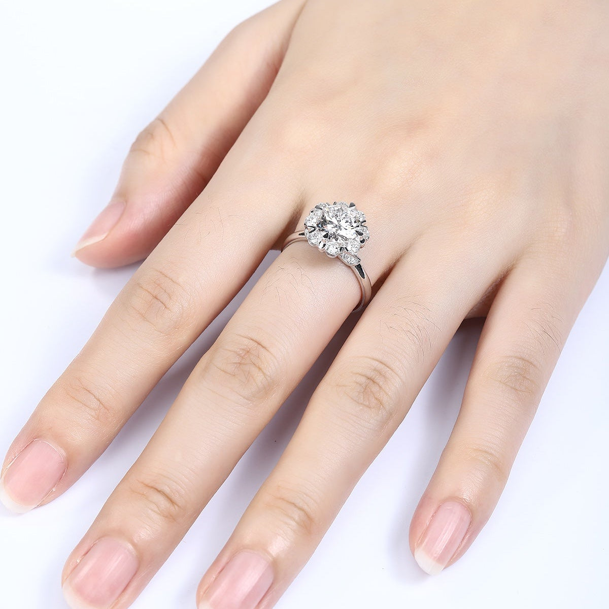 PT950 Platinum Circular 2.04ct Lab Grown Diamond Ring MHR737