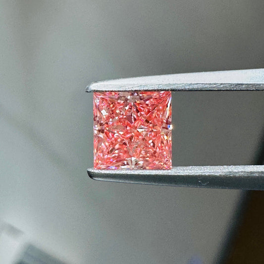 HPHT Lab Grown Pink Color Diamonds Princess Cut 0.5ct~5.0ct VVS/VS With IGI Certificate