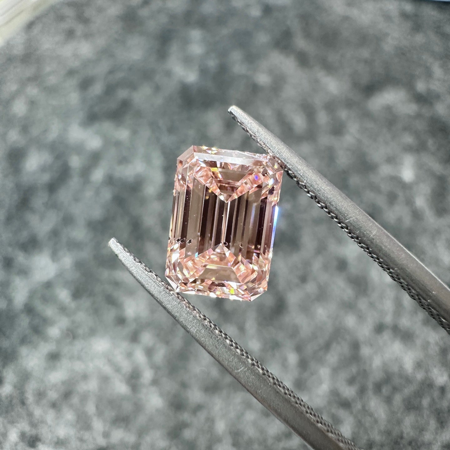 CVD Lab Grown Pink Color Diamonds Emerald Cut 0.5ct~5.0ct With IGI Certificate