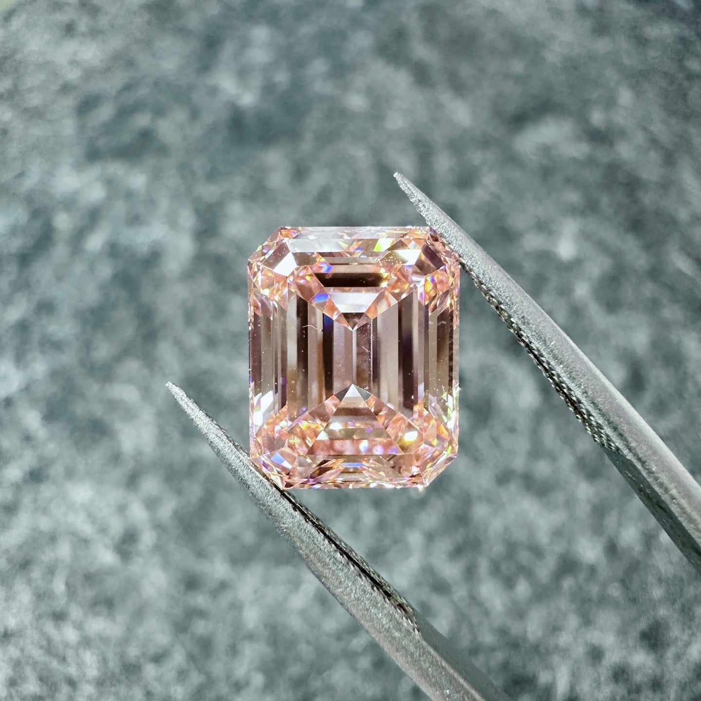 CVD Lab Grown Pink Color Diamonds Emerald Cut 0.5ct~5.0ct With IGI Certificate