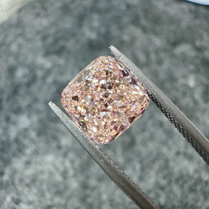 CVD Lab Grown Pink Color Diamonds Cushion Shape 0.5ct~5.0ct VVS/VS With IGI Certificate