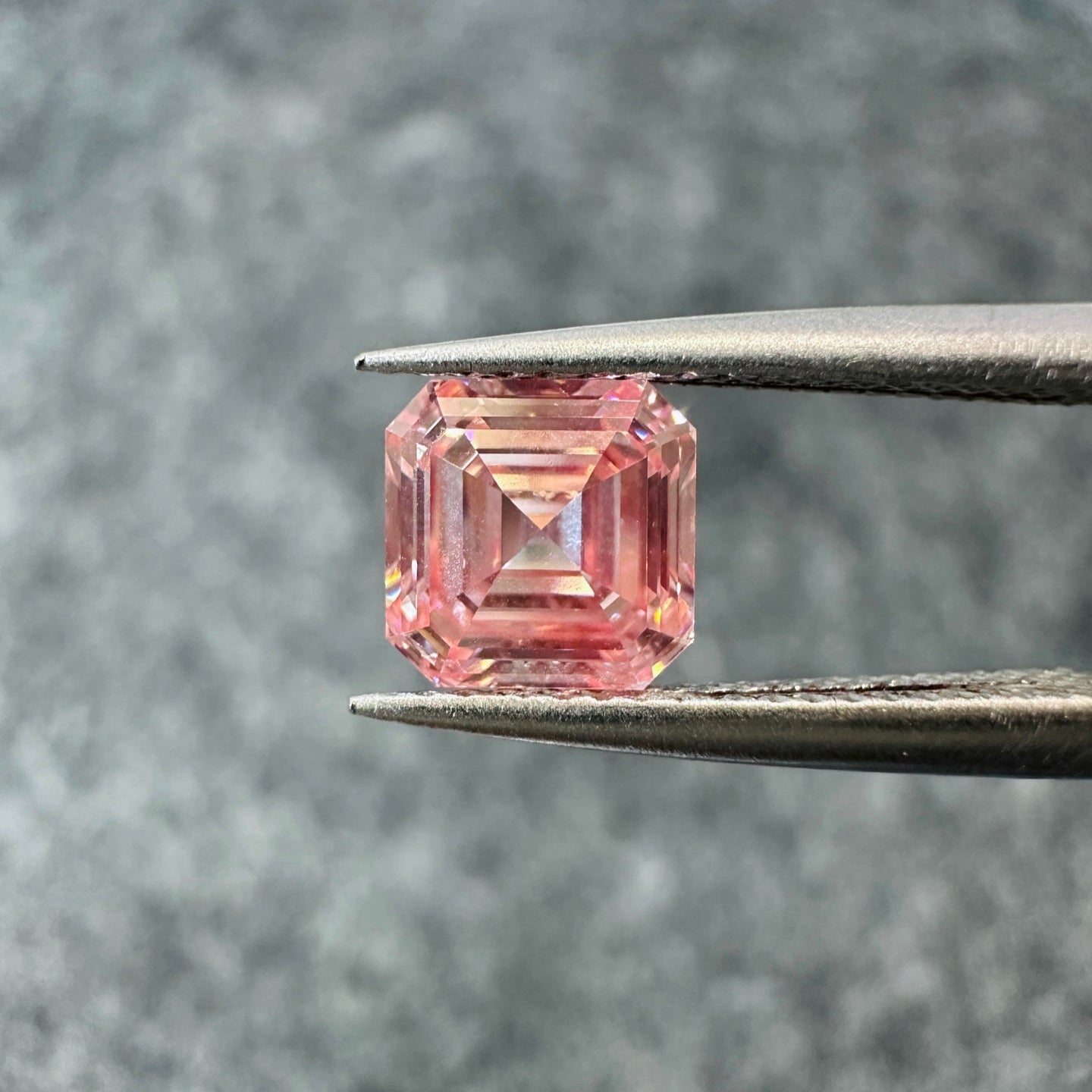 CVD Lab Grown Pink Color Diamonds ASSCHER Cut 0.5ct~5.0ct VVS/VS With IGI Certificate