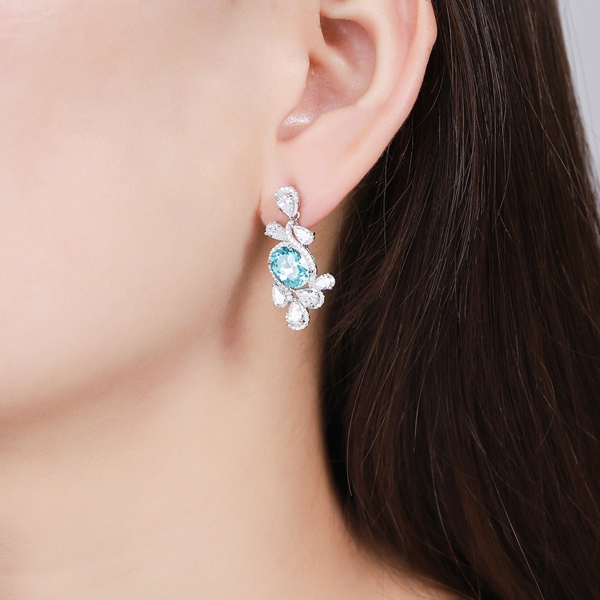 S925 Silver 6.85ct Lab Grown Paraiba Earnail W