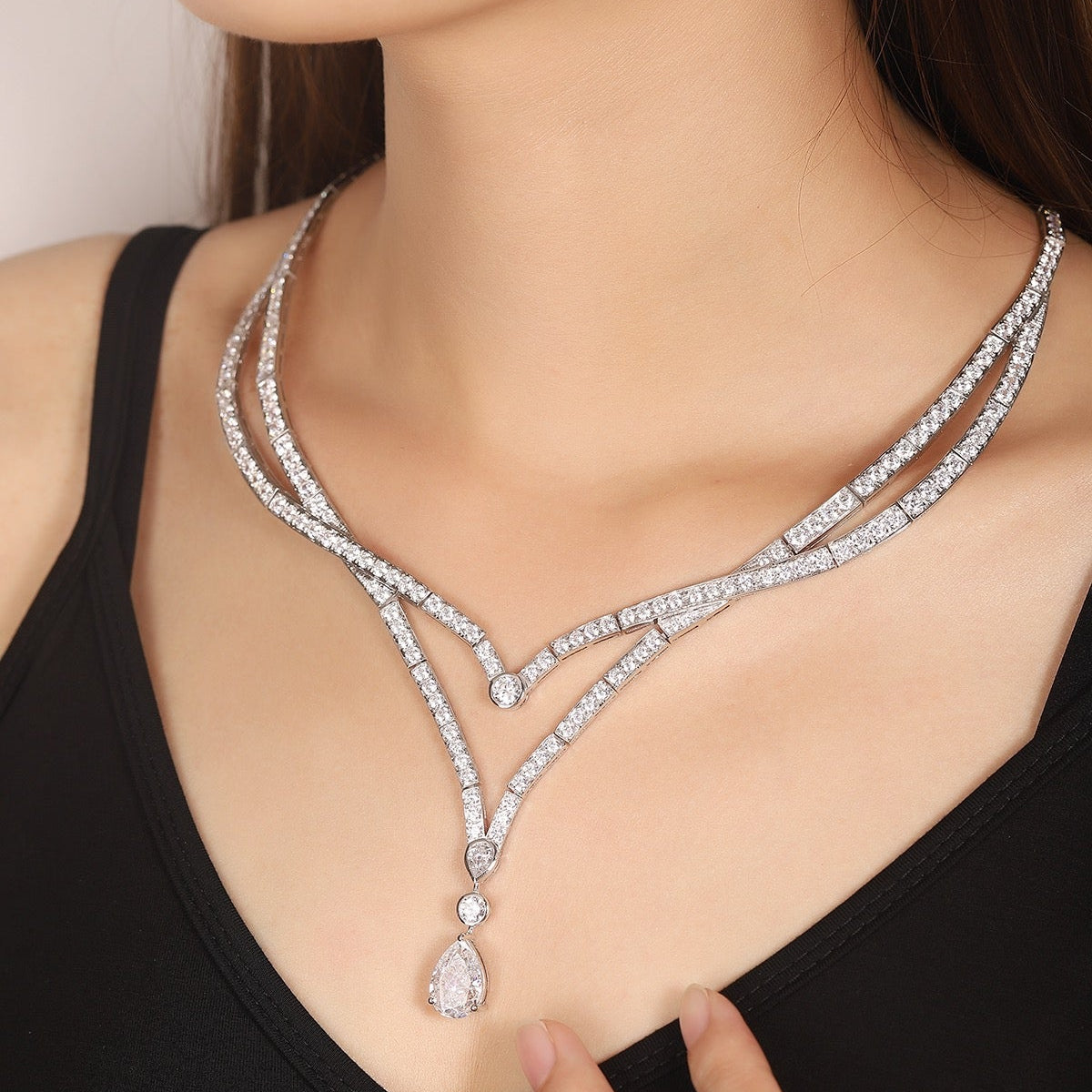 S925 Silver 12.9ct White Imitation Diamond Necklace A PN2158Y