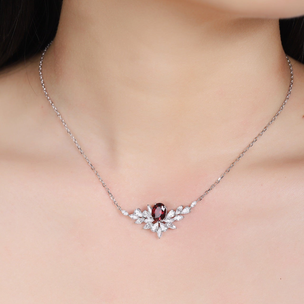 S925 Silver 2.3ct Natural Garnet Necklace A JN021Y