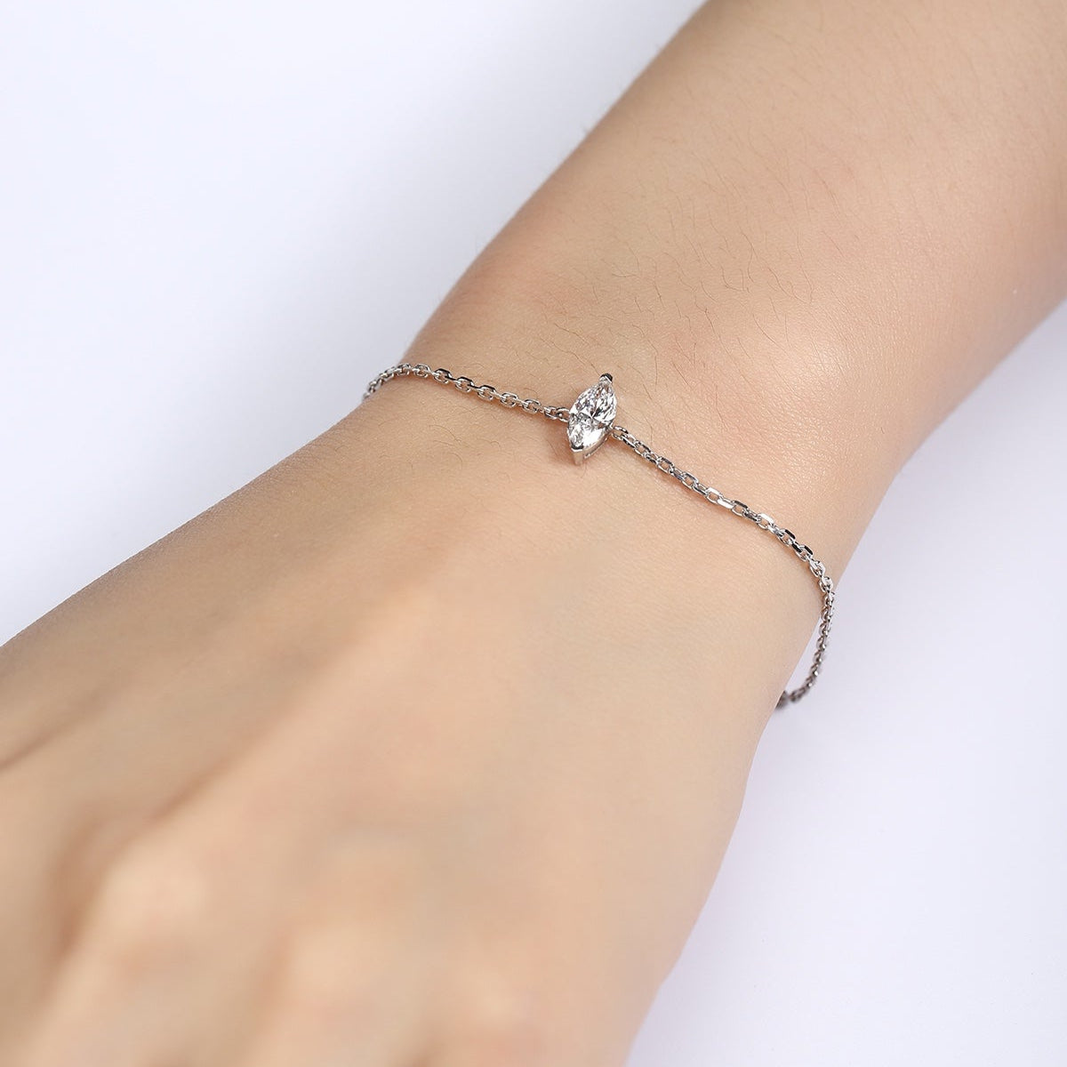 PT950 0.55ct Lab Grown Diamond Marquise Shape Bracelet