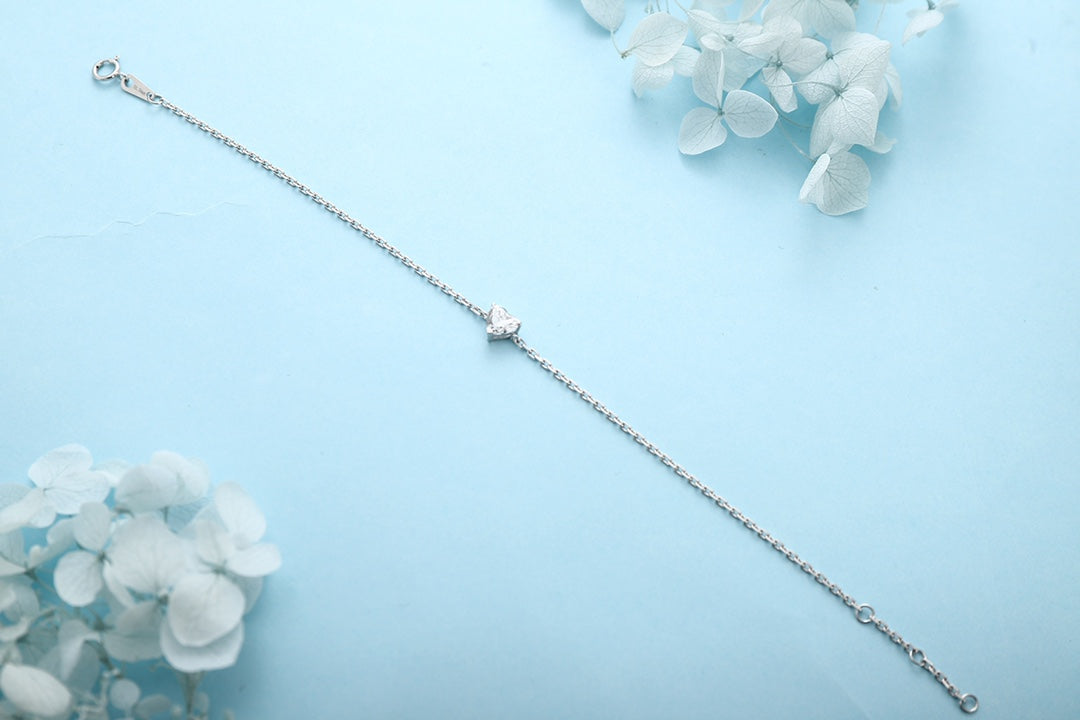 PT950 0.54ct Lab Grown Diamond Heart-Shaped Bracelet