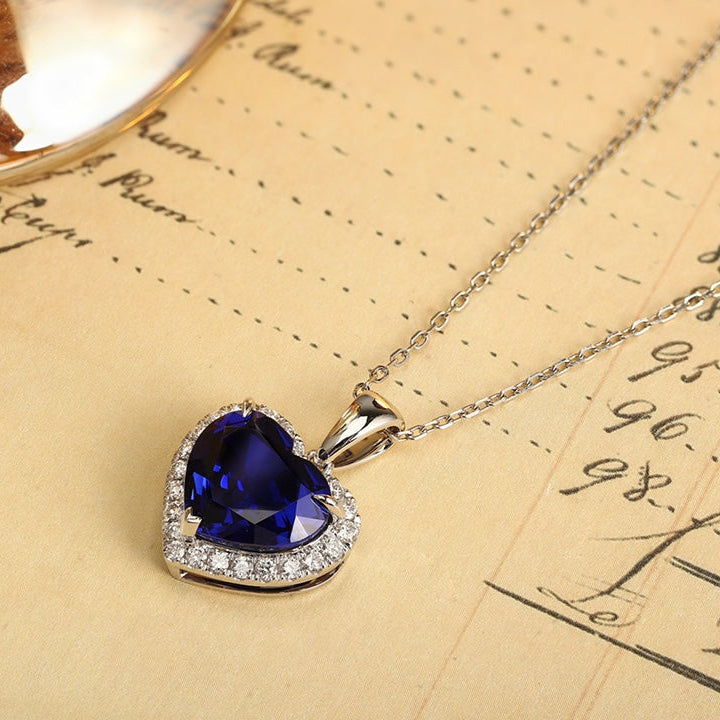 PT950 5.06ct Heart Shape Lab Grown Blue Treasure Pendant (without chain)