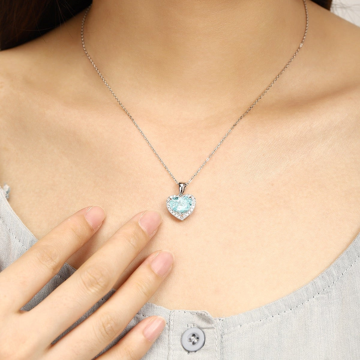 PT950 6.2ct Heart Shape Lab Grown Paraiba Pendant (without chain)