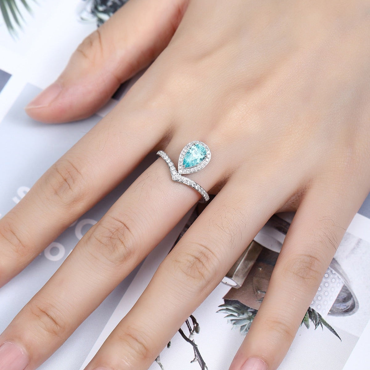 PT950 1.35ct Pear Shaped Lab Grown Paraiba Ring