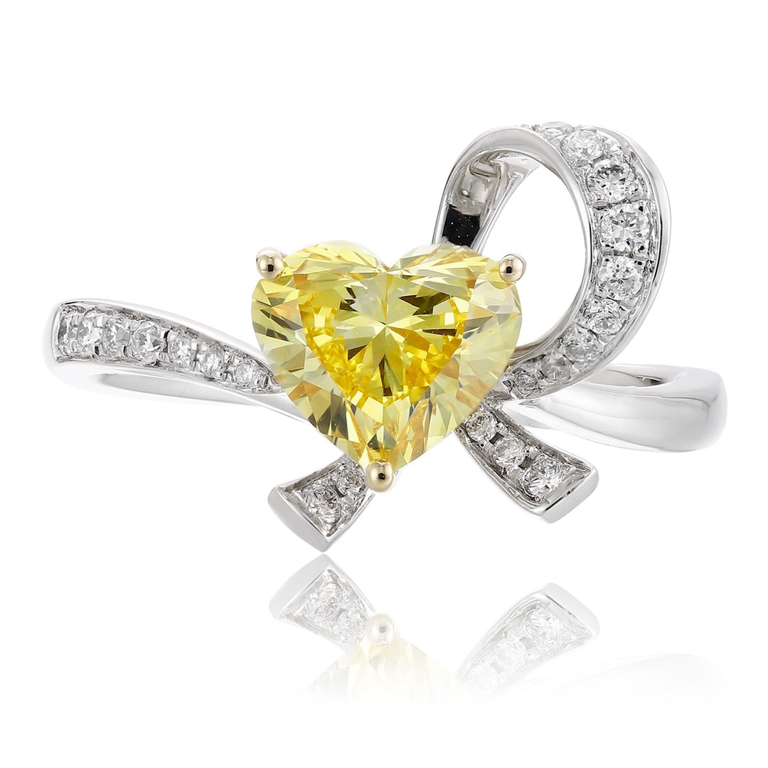 PT950 1.14ct Heart-Shaped Lab Grown Yellow Color Diamonds Ring