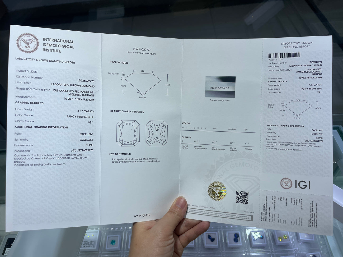 HPHT Lab Grown Blue Color Diamonds Radiant Cut 0.5ct~5.0ct VVS/VS With IGI Certificate