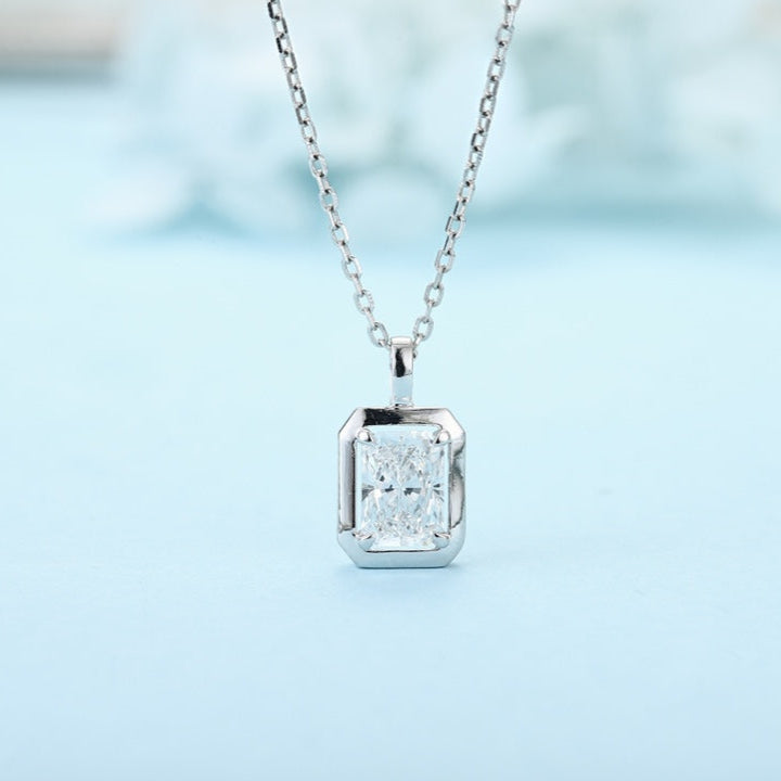 PT950 1.03ct Lab Grown Diamond Radiant Cut Pendant (without chain)