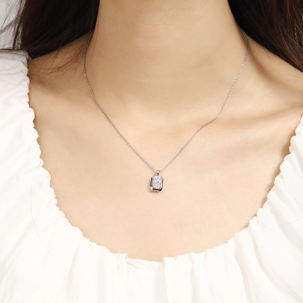 PT950 1.03ct Lab Grown Diamond Radiant Cut Pendant (without chain)