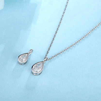 PT950 0.53ct Pear Shape Lab Grown Diamond Pendant (without chain)