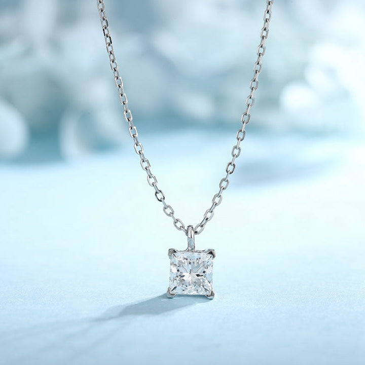 PT950 1.00ct Lab Grown Diamond Princess Cut Pendant (without chain)
