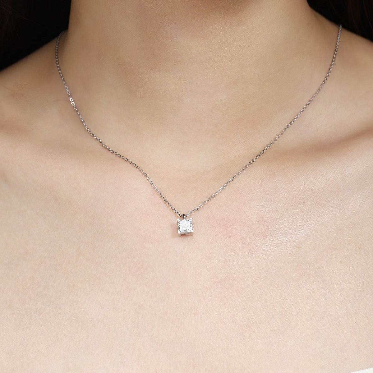 PT950 1.00ct Lab Grown Diamond Princess Cut Pendant (without chain)