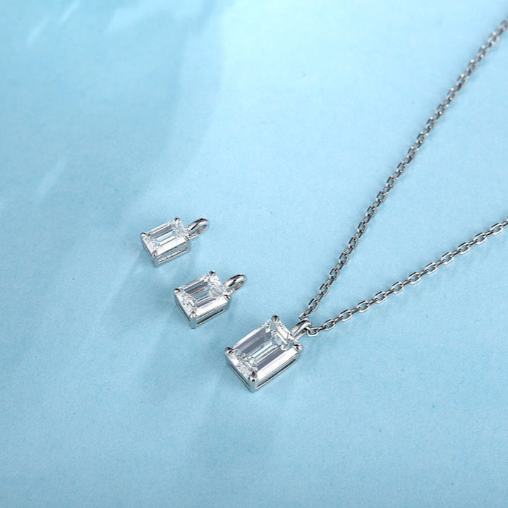 PT950 1.07ct Emerald Cut Lab Grown Diamond Pendant (without chain)