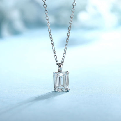 PT950 1.07ct Emerald Cut Lab Grown Diamond Pendant (without chain)