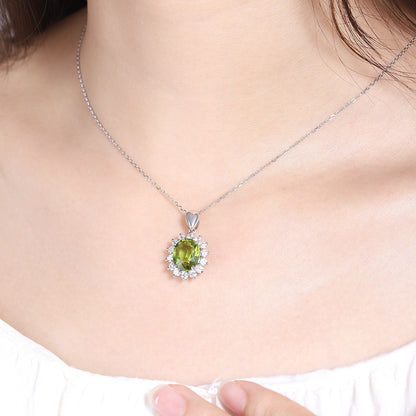 S925 Silver 3.56ct Natural Olivine Necklace W