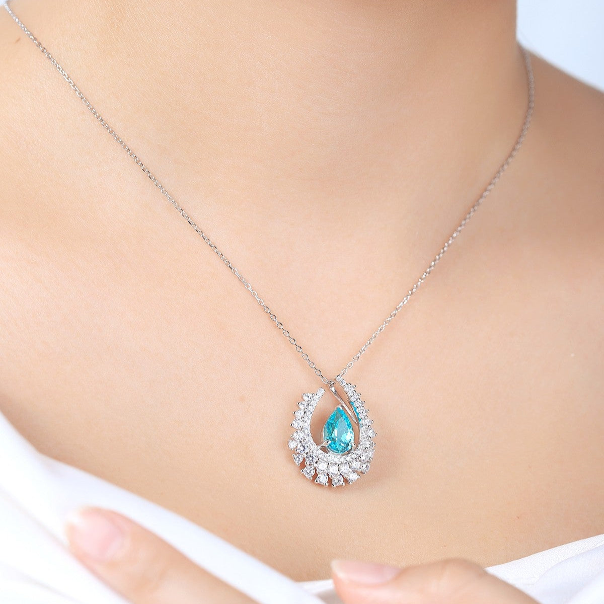 S925 Silver 3.4ct Lab Grown Paraiba Necklace A