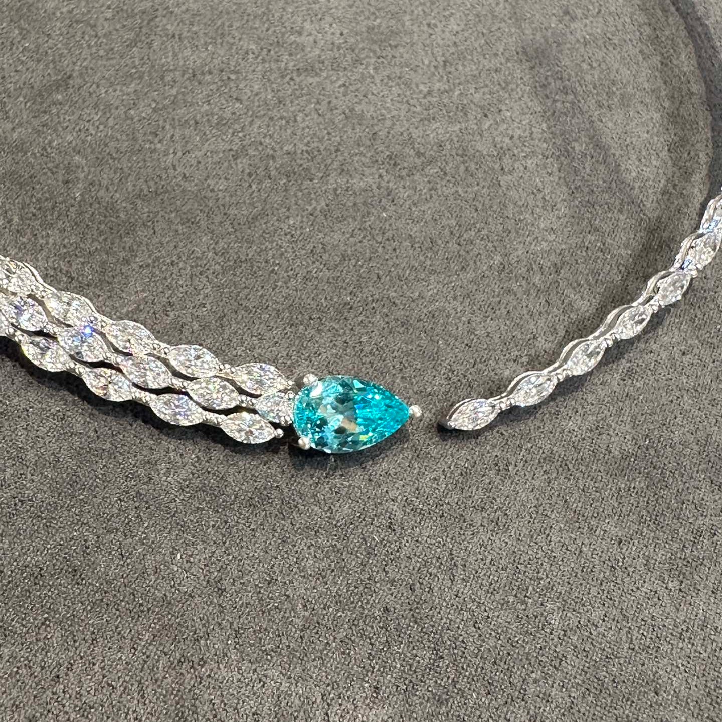 S925 Silver 5.28ct Lab Grown Paraiba Large Chain W