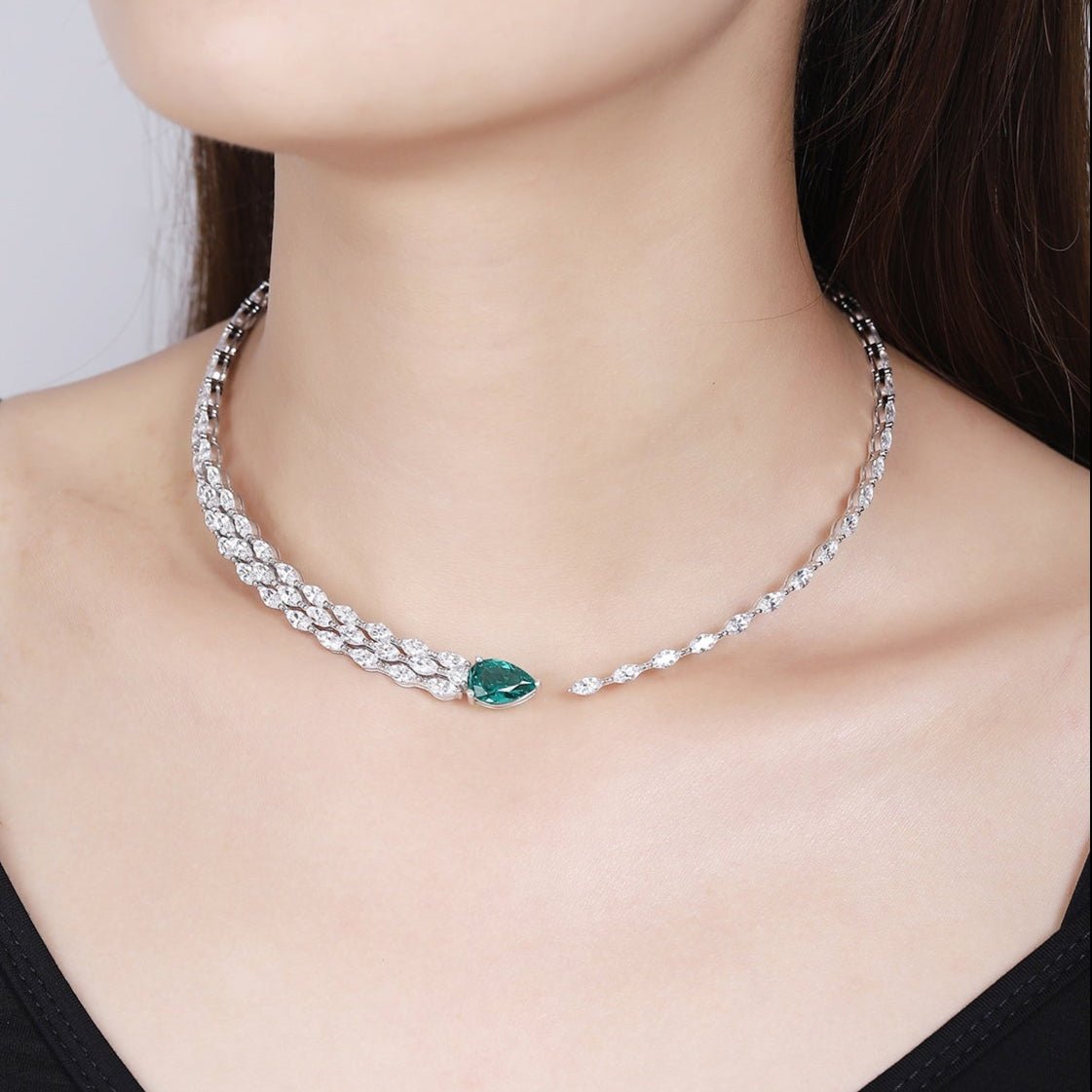 S925 Silver 2.99ct Lab Grown Emerald Necklace W