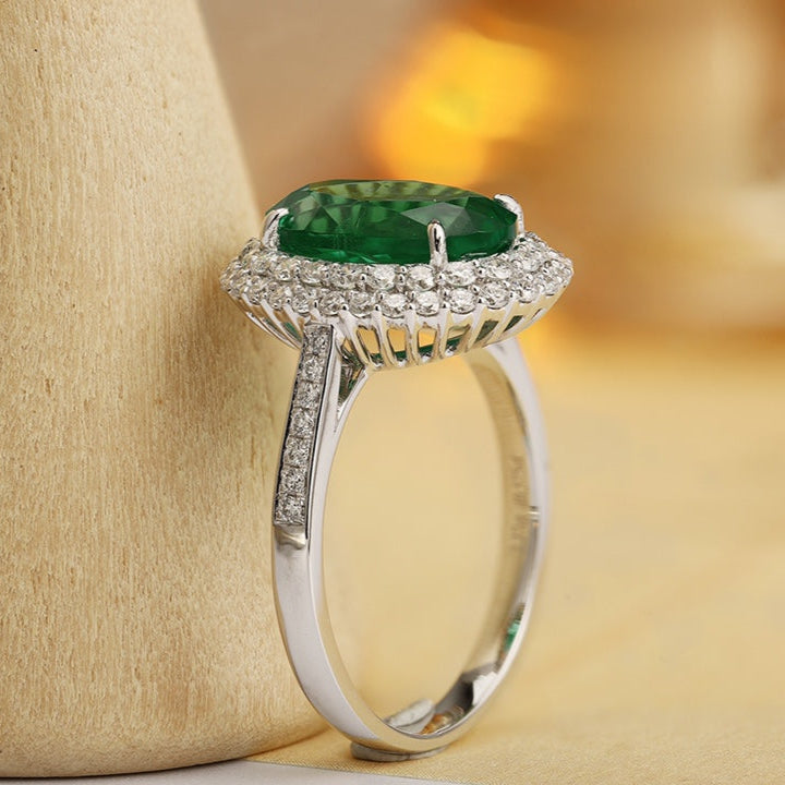 PT950 2.37ct Oval Shape Lab Grown Emerald Ring