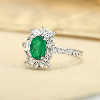 PT950 0.73ct Oval Shape Lab Grown Emerald Ring