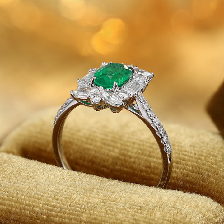 PT950 0.73ct Oval Shape Lab Grown Emerald Ring