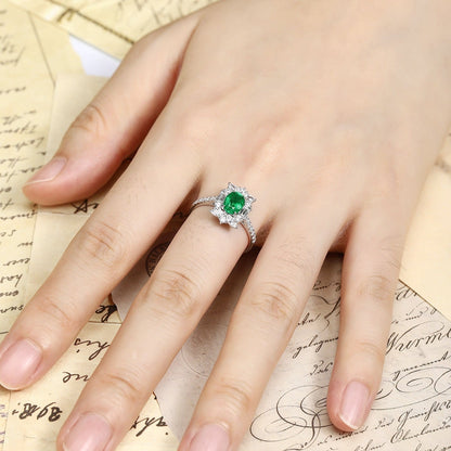 PT950 0.73ct Oval Shape Lab Grown Emerald Ring