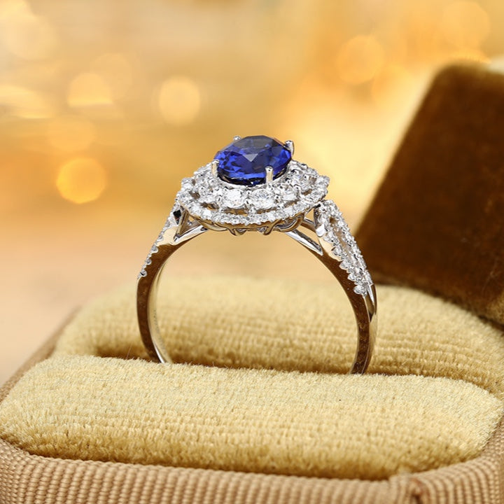 PT950 1.61ct Oval Shape Lab Grown Blue Treasure Ring