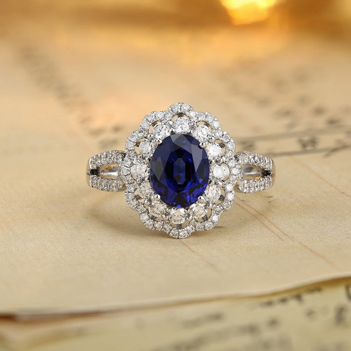PT950 1.61ct Oval Shape Lab Grown Blue Treasure Ring