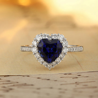 PT950 1.26ct Heart Shape Lab Grown Blue Treasure Ring