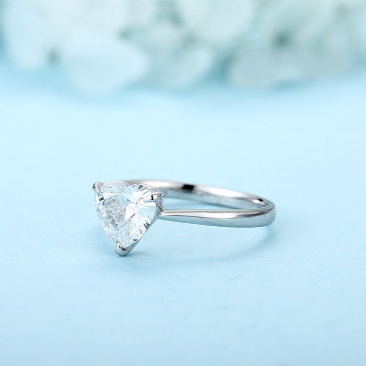 PT950 1.00ct Heart Shaped Lab Grown Diamond Single Diamond Ring