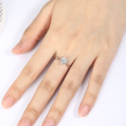 PT950 1.00ct Heart Shaped Lab Grown Diamond Single Diamond Ring