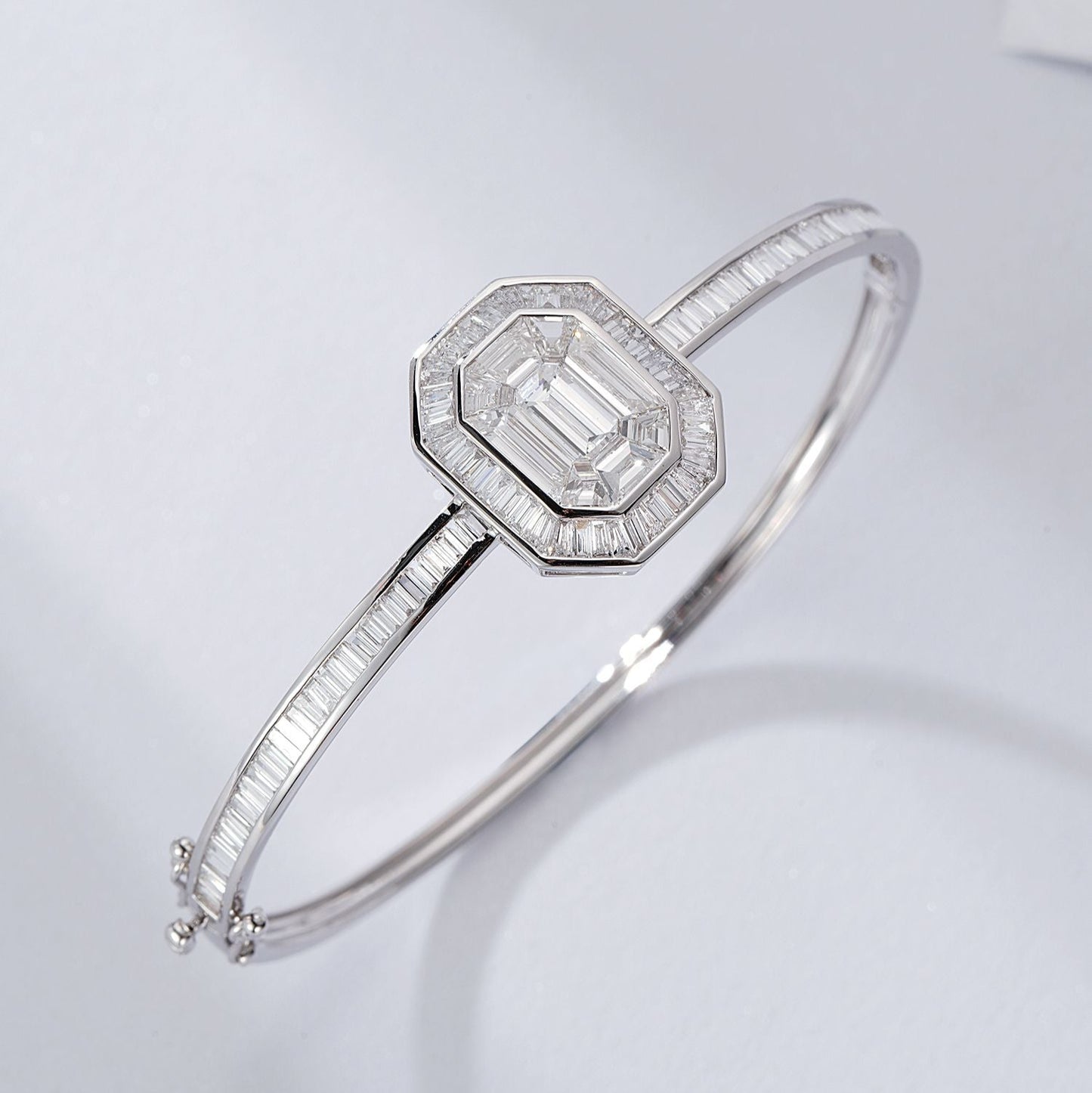 14K Lab Grown Diamond Emerald Cut Bracelets