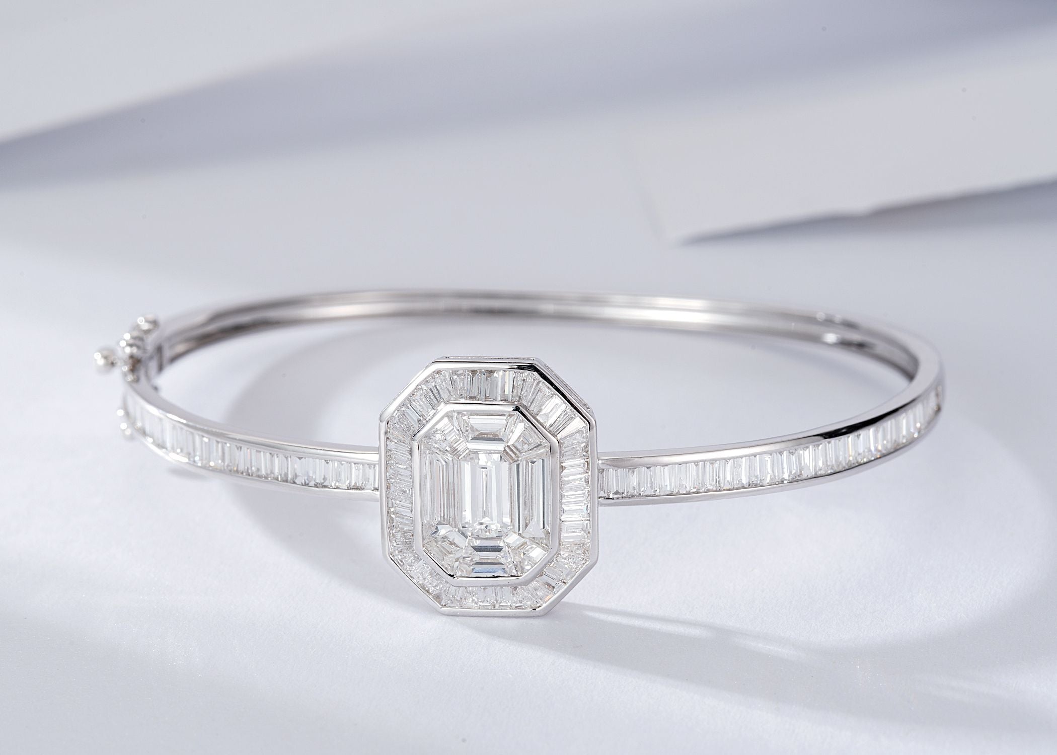 14K Lab Grown Diamond Emerald Cut Bracelets