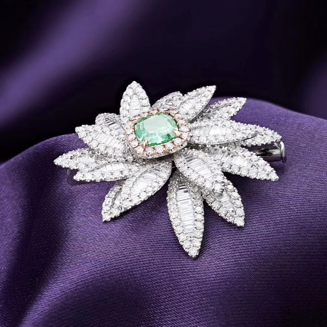 Maple Leaf Shape Brooch/Pendant (worn twice)