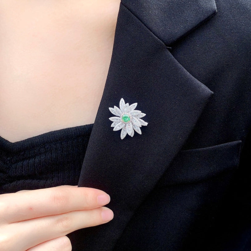 Maple Leaf Shape Brooch/Pendant (worn twice)