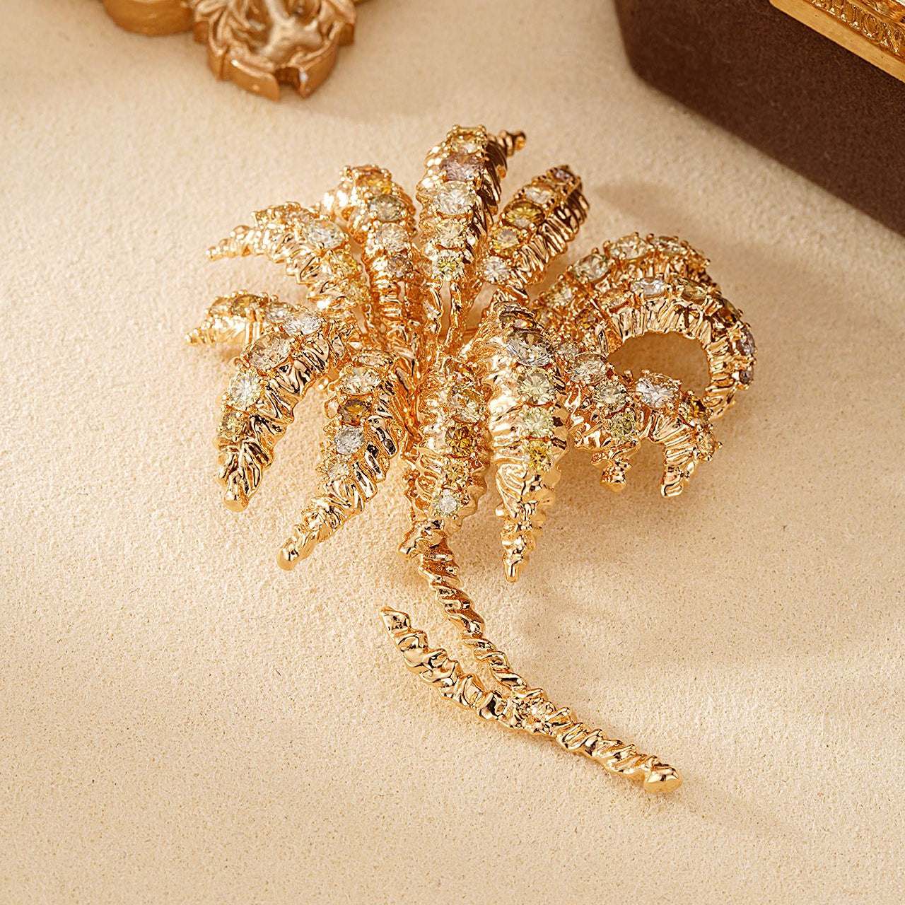 14K Lab Grown Diamonds Coconut Tree Brooch
