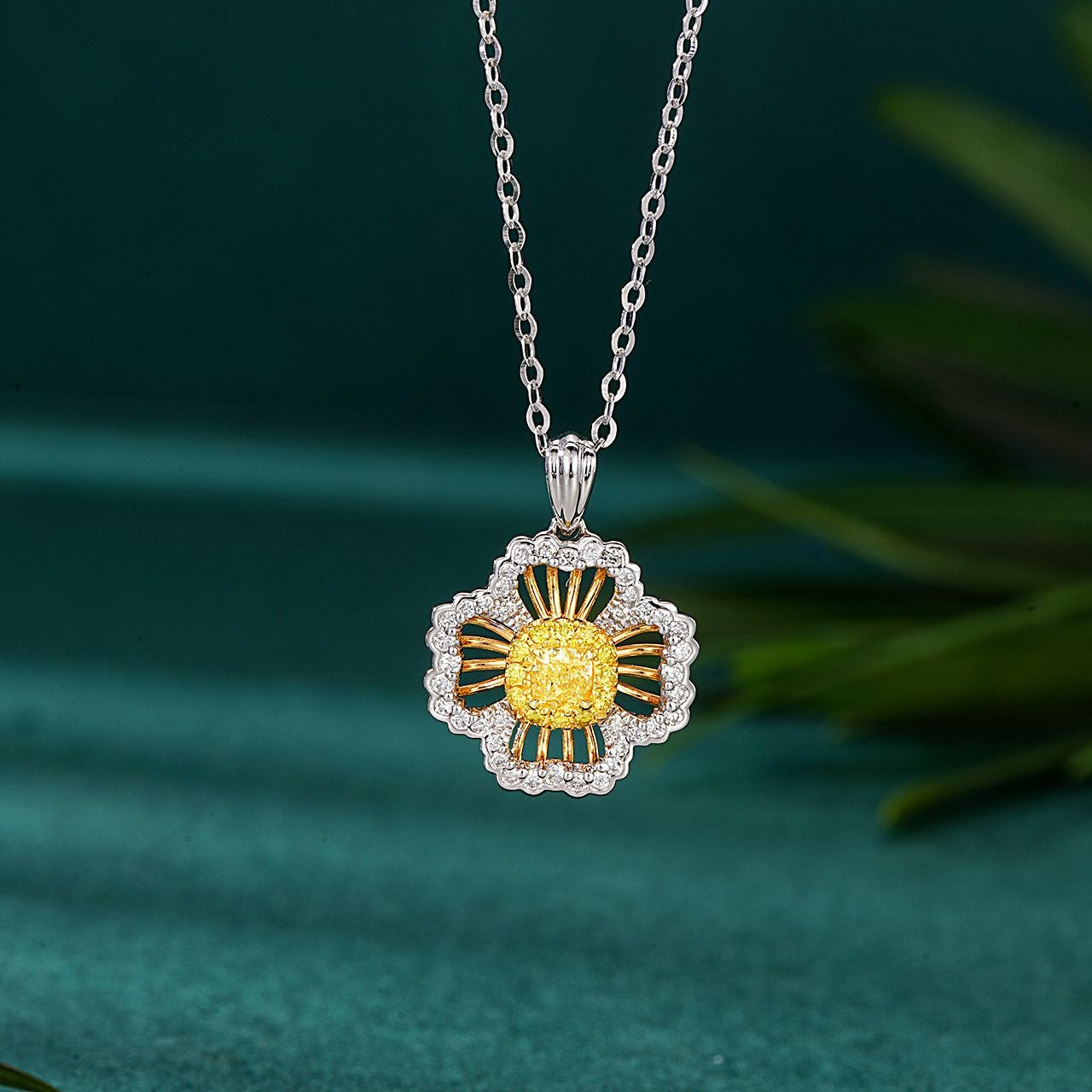 Yellow Diamond Round Diamond Four Leaf Pendant